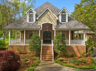 2081 Quail Run Dr, Bowling Green, KY 42104