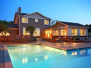 900 Vista Lake Dr APT 108, Candler, NC 28715