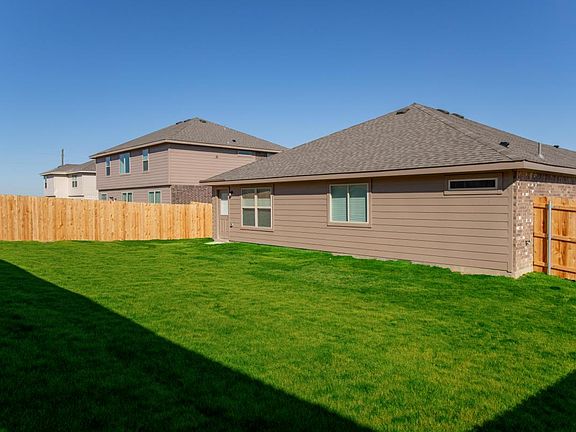3rd image of 3505 Sonoma Trl