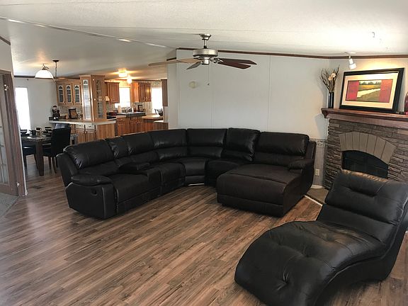 3rd image of 3200 Windy Hollow Way
