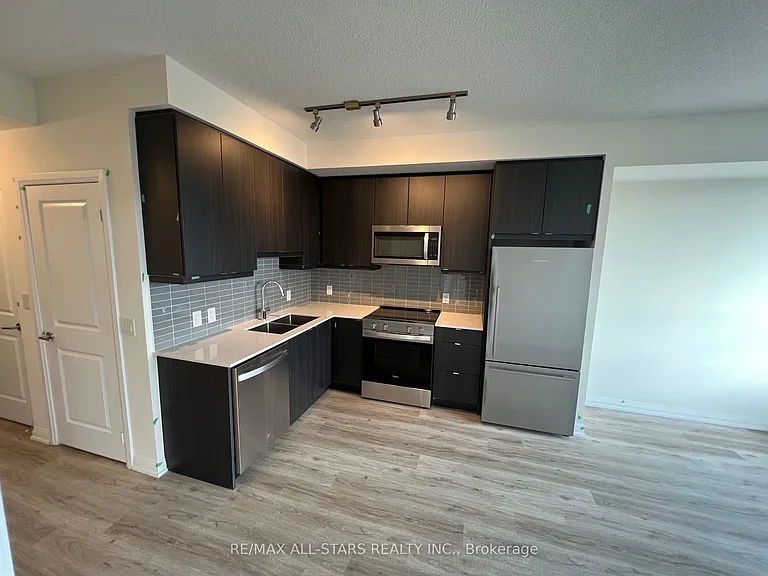 3270 Sheppard Ave E #1430 — Photo 3