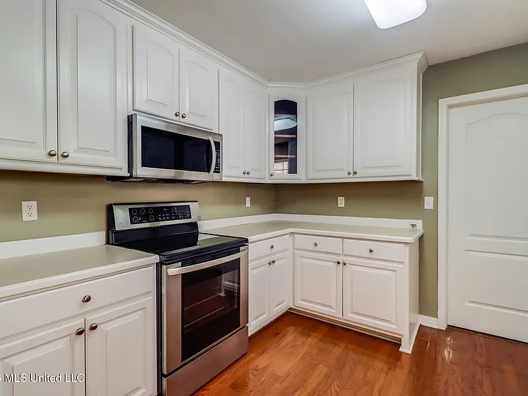 17259 Moran Rd — Photo 5