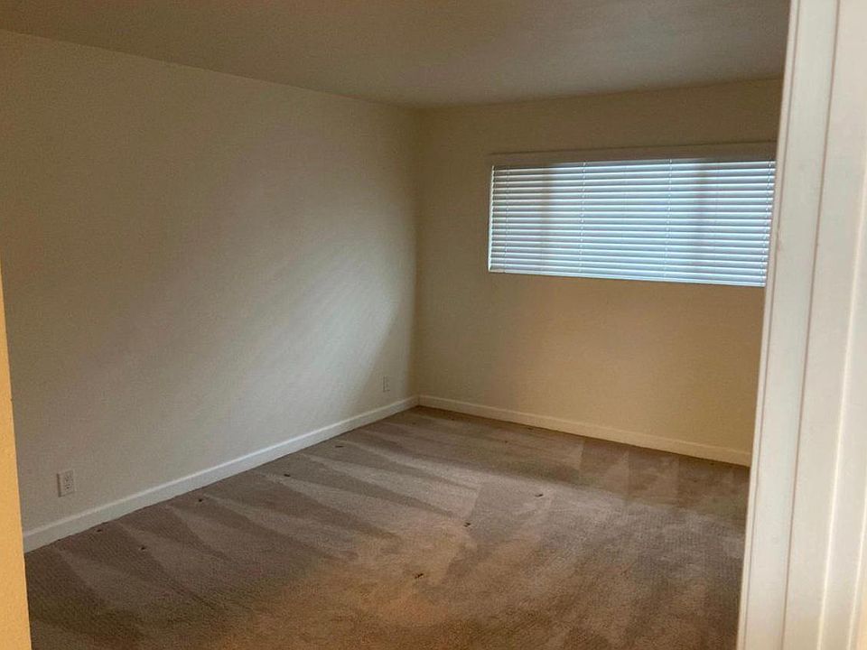 1st image of 3451 Charing Cross Ln #3451