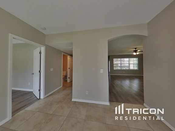 4th image of 5241 New Savannah Cir