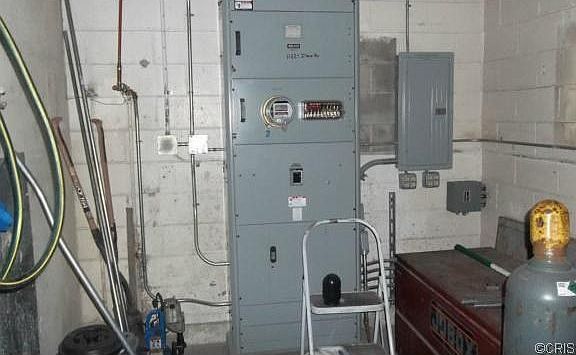 4th image of 11221 Ilex Ave
