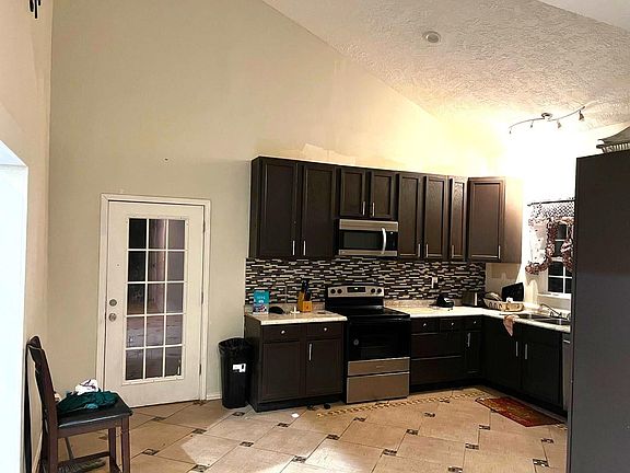 3rd image of 12790 Alice Ln