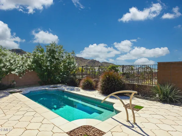 16486 W VALENCIA Drive, Goodyear, AZ 85338