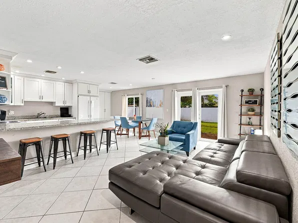 7804 SW 6th Court, North Lauderdale, FL 33068