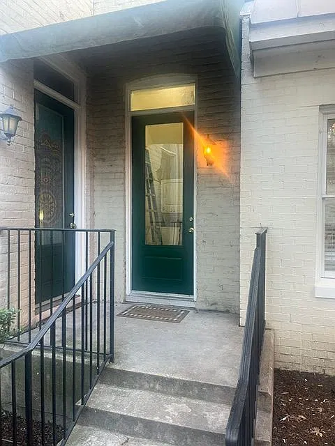 108 E Cary St #A