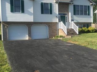 4347 Quail Dr NW, Roanoke, VA 24017