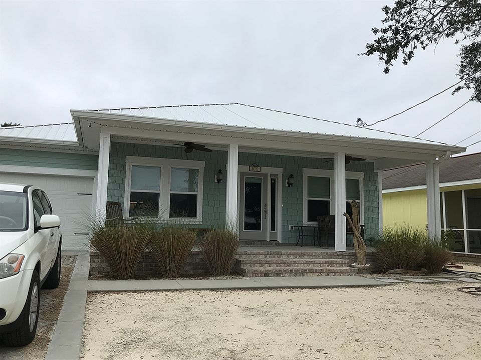 2nd image of 21516 Hilltop Ave