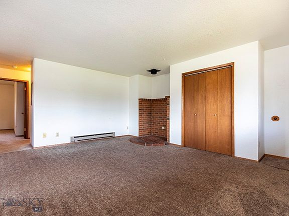 3rd image of 3811 Ravalli St