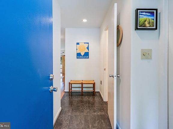 5th image of 20802 Spring Lake Dr Unit 428