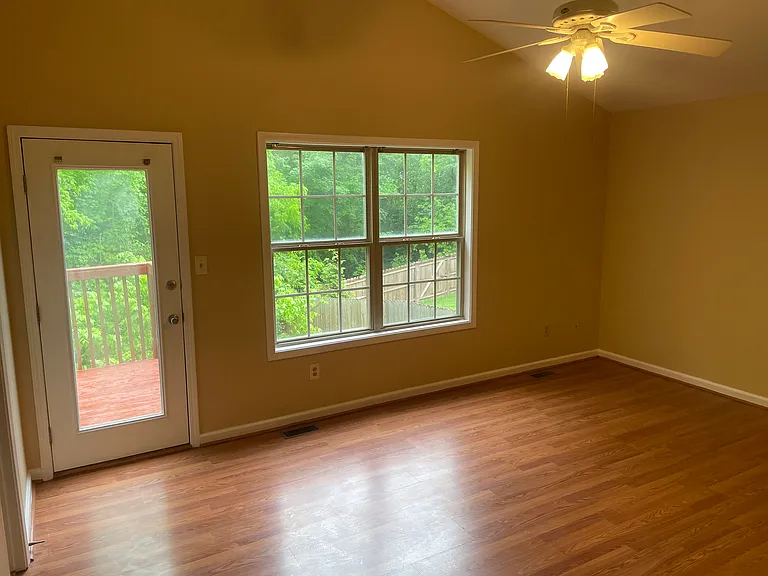 608 Rhodora Rdg — Photo 12