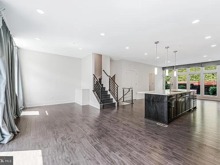5125 Willet Bridge Rd — Photo 4