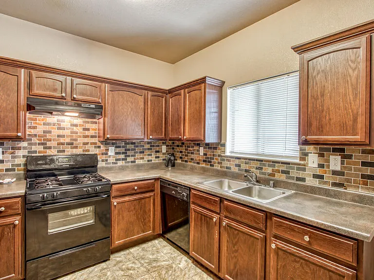 14300 Gil Reyes Dr #A — Photo 16