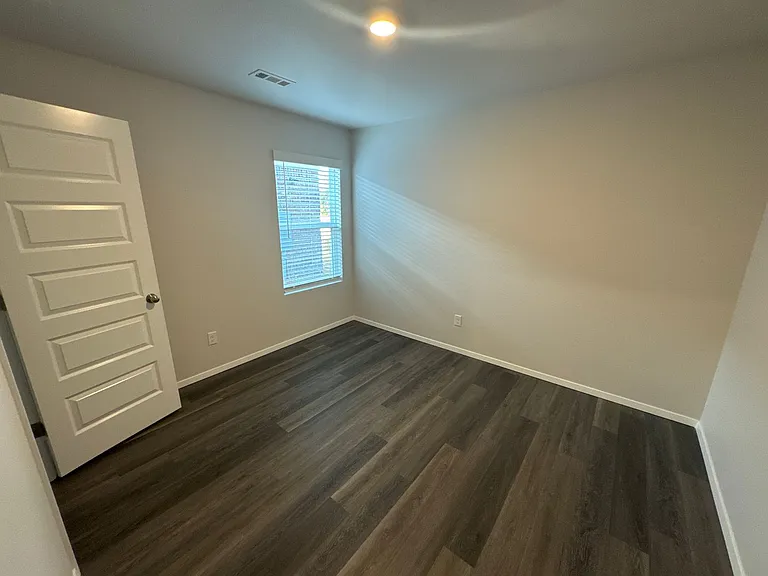 3144 Vail Ave — Photo 12