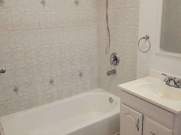 5th image of 4011 W 21st St