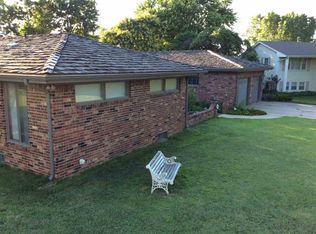 6 Belmont Ct, Augusta, KS 67010