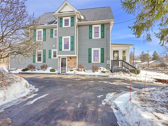 3rd image of 1433 Cattaraugus Rd