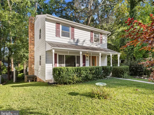 482 Maple Leaf Dr, Edgewater, MD 21037