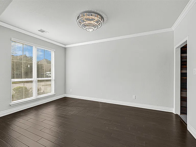 3430 Golden Cypress Ln — Photo 4