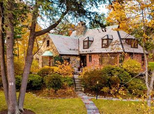 30 Prospect St, Winchester, MA 01890