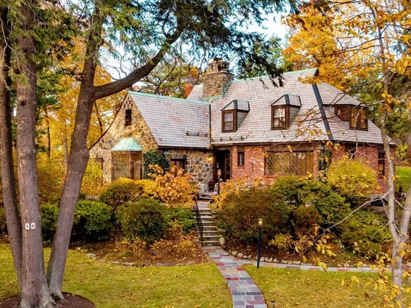 30 Prospect St, Winchester, MA 01890