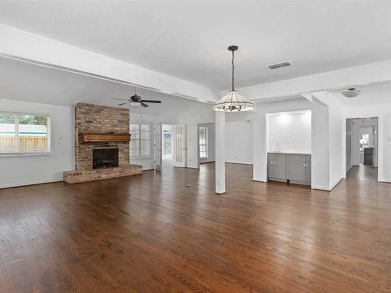500 Shirleen Dr — Photo 12