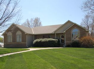 915 Mallard Dr, McPherson, KS 67460