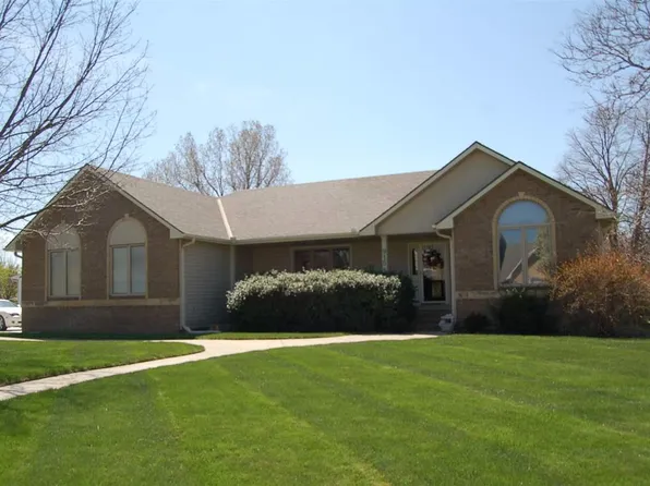 915 Mallard Dr, McPherson, KS 67460