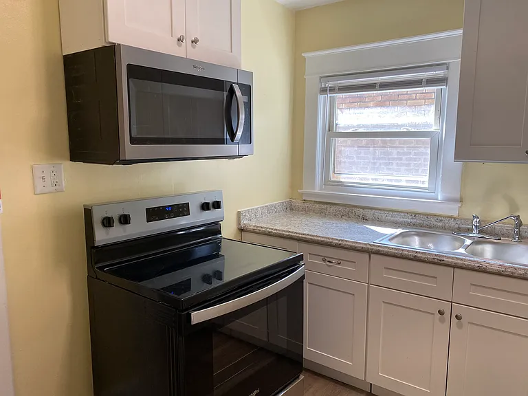 1623 Ridge Ave #B — Photo 10