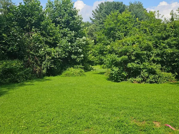 15 E Mount Vernon St, Oxford, PA 19363