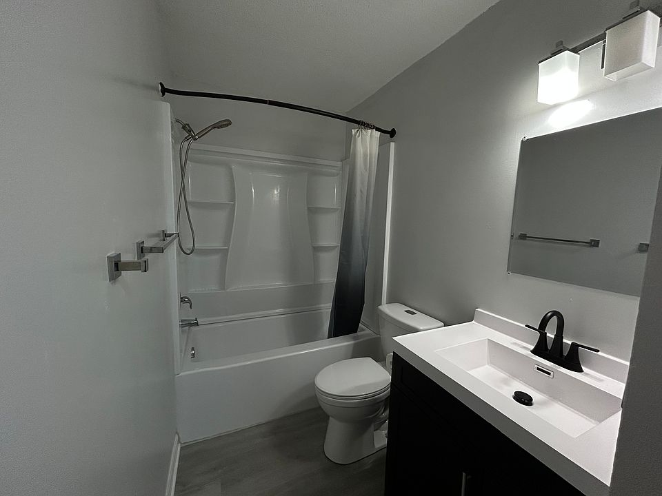 1st image of 2423 Morningside Dr