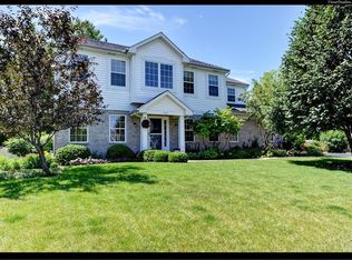 1502 Richter Dr, Batavia, IL 60510