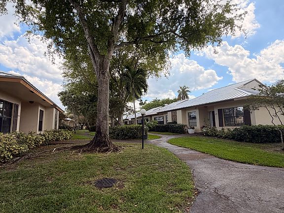 2nd image of 7554 Nova Dr #28