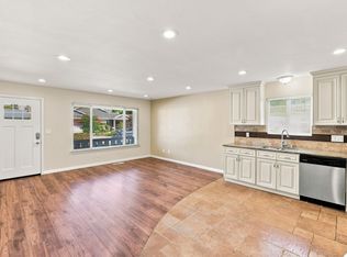 3 bed, 2.0 bath, 1200 sqft, $5,249, Santa Cruz, CA 95062