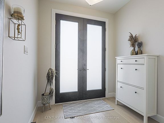 3rd image of 3436 Emilycarr Ln