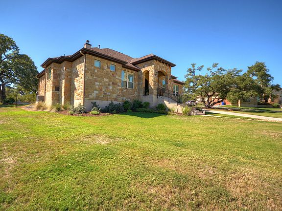2nd image of 105 San Marino Trl
