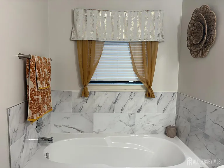 4403 Aberdeen Dr — Photo 17