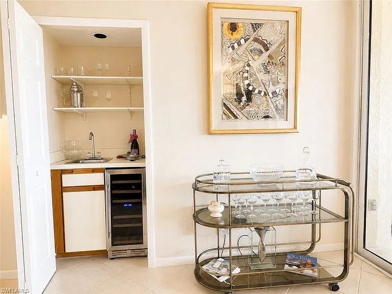 5601 Turtle Bay Dr #2003 — Photo 12