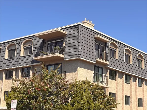 12400 Montecito Rd APT 417, Seal Beach, CA 90740