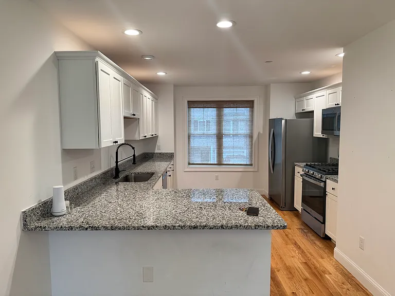 18 Dumaine Ave #C — Photo 7