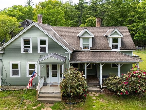 4th image of 60 Robbins Rd