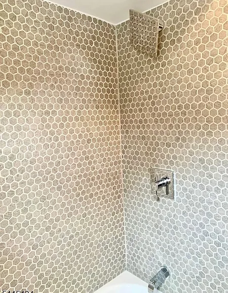 15 Wallace St #2 — Photo 9