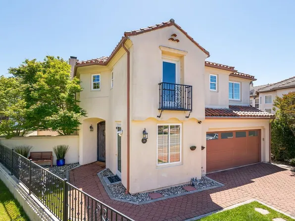 34 Woodbridge Way, Novato, CA 94949