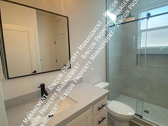 4th image of 2586 Seahorse Ave