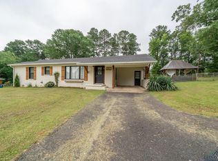 306 Sunset Dr, Marshall, TX 75672
