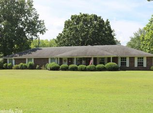 619 W Fort Towson Ave, De Queen, AR 71832