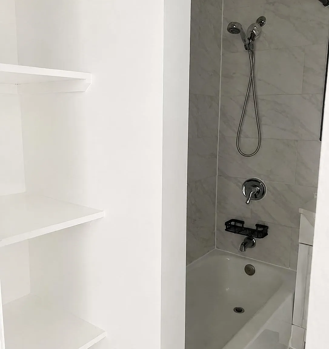 3 bed, 1.0 bath, $2,500 — Photo 3